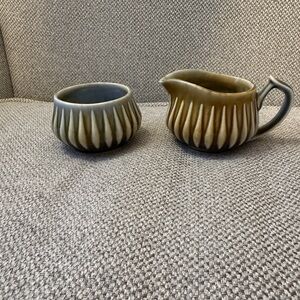 VTG Wade Irish porcelain creamer and sugar set, designed by James Borsey